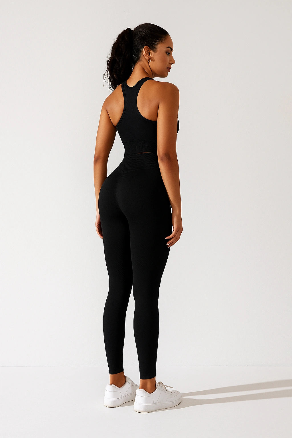 Conjunto Fitness Feminino com Top e Leggings de Cintura Alta
