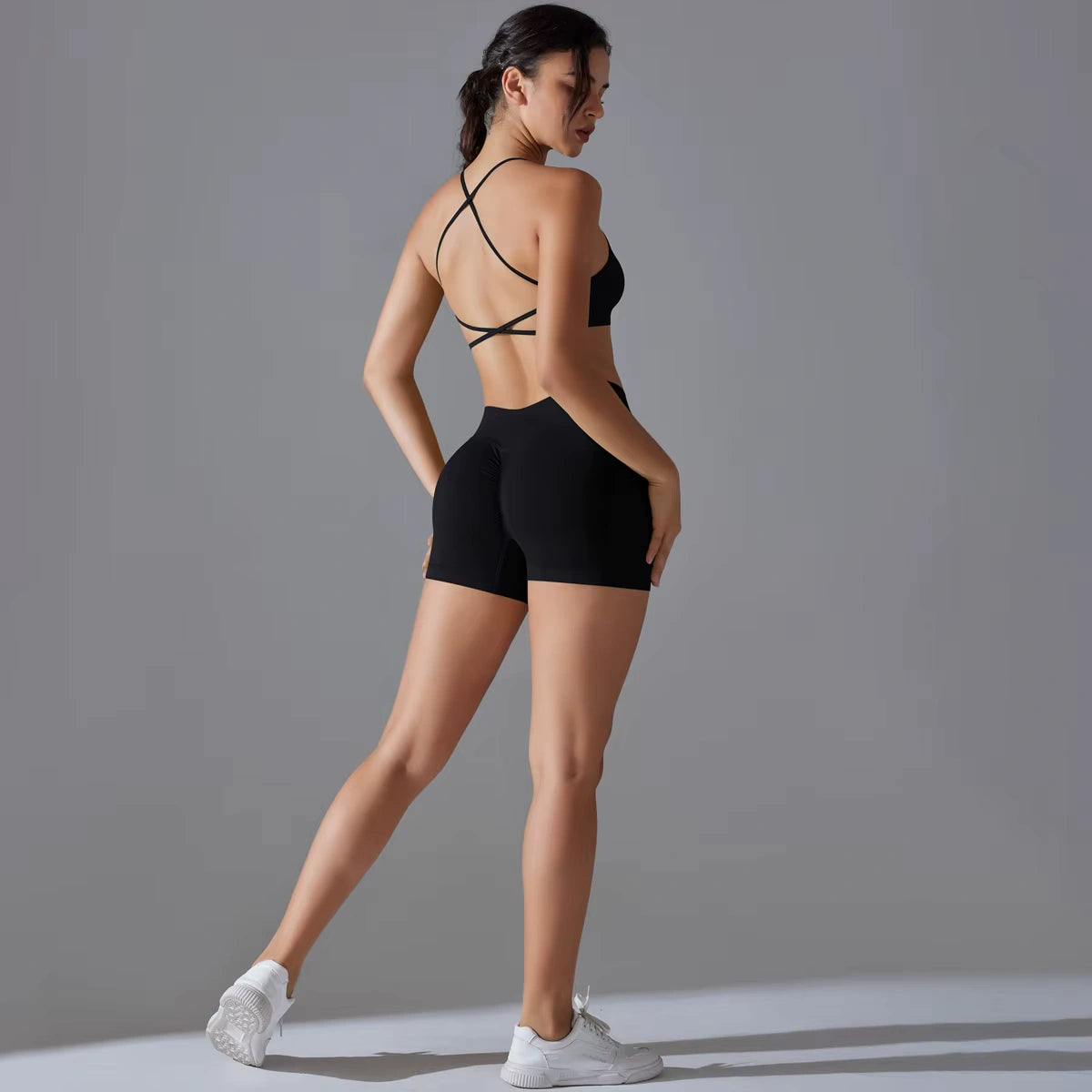 Conjunto Fitness Feminino Short com Top Esportivo