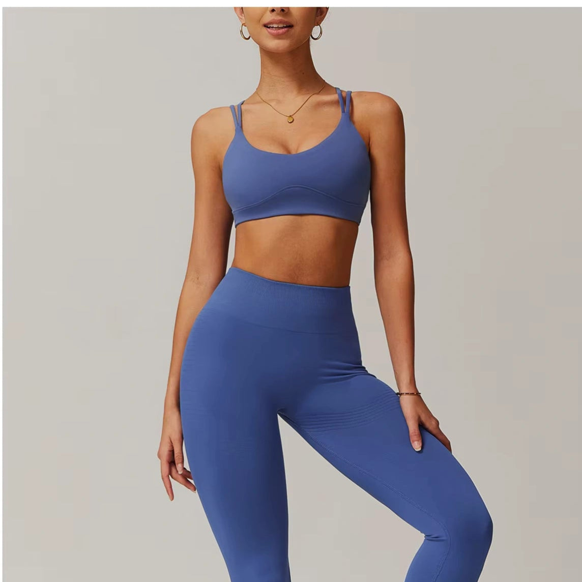 Cropped Fitness feminino com Bojo Confortável e Respirável