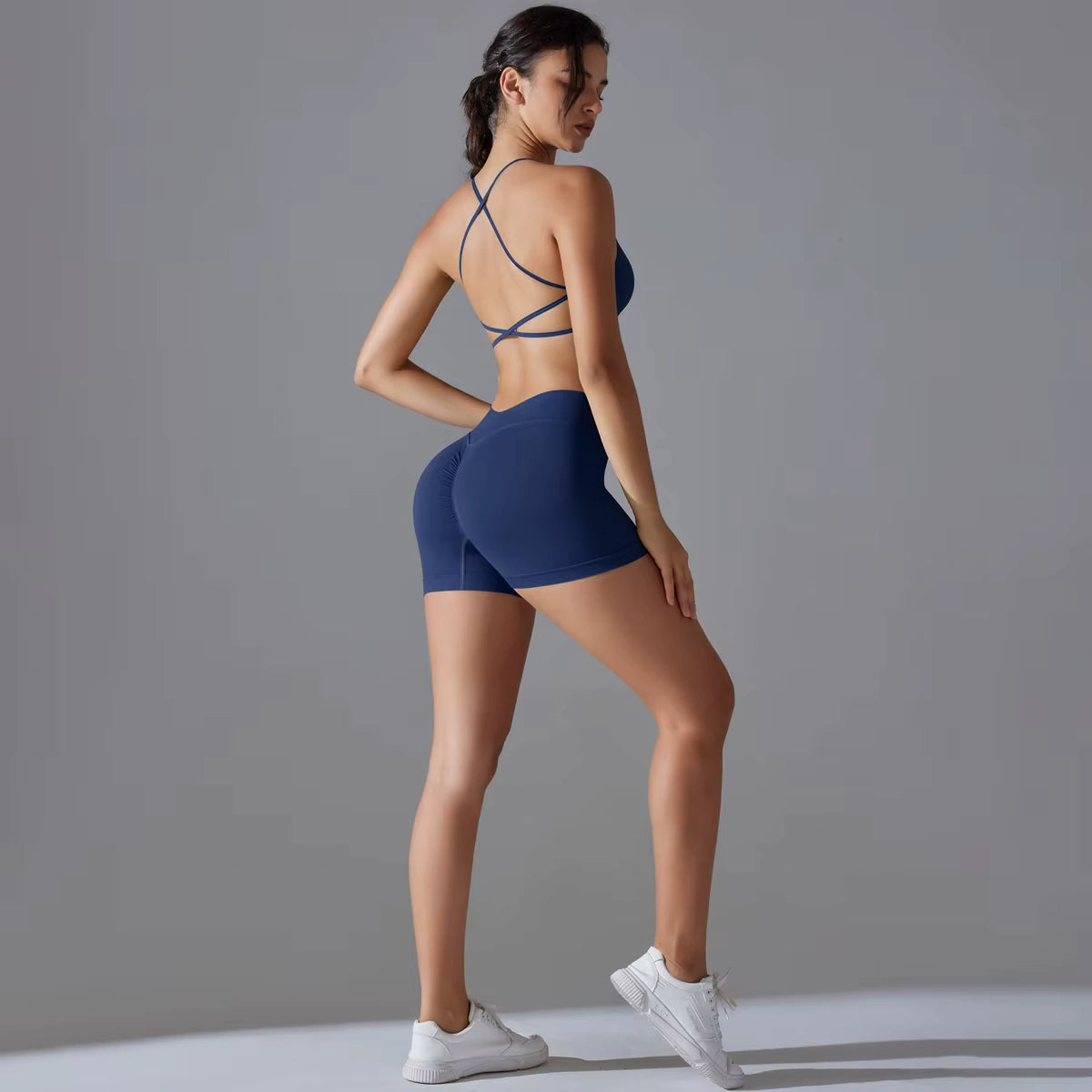 Conjunto Fitness Feminino Short com Top Esportivo