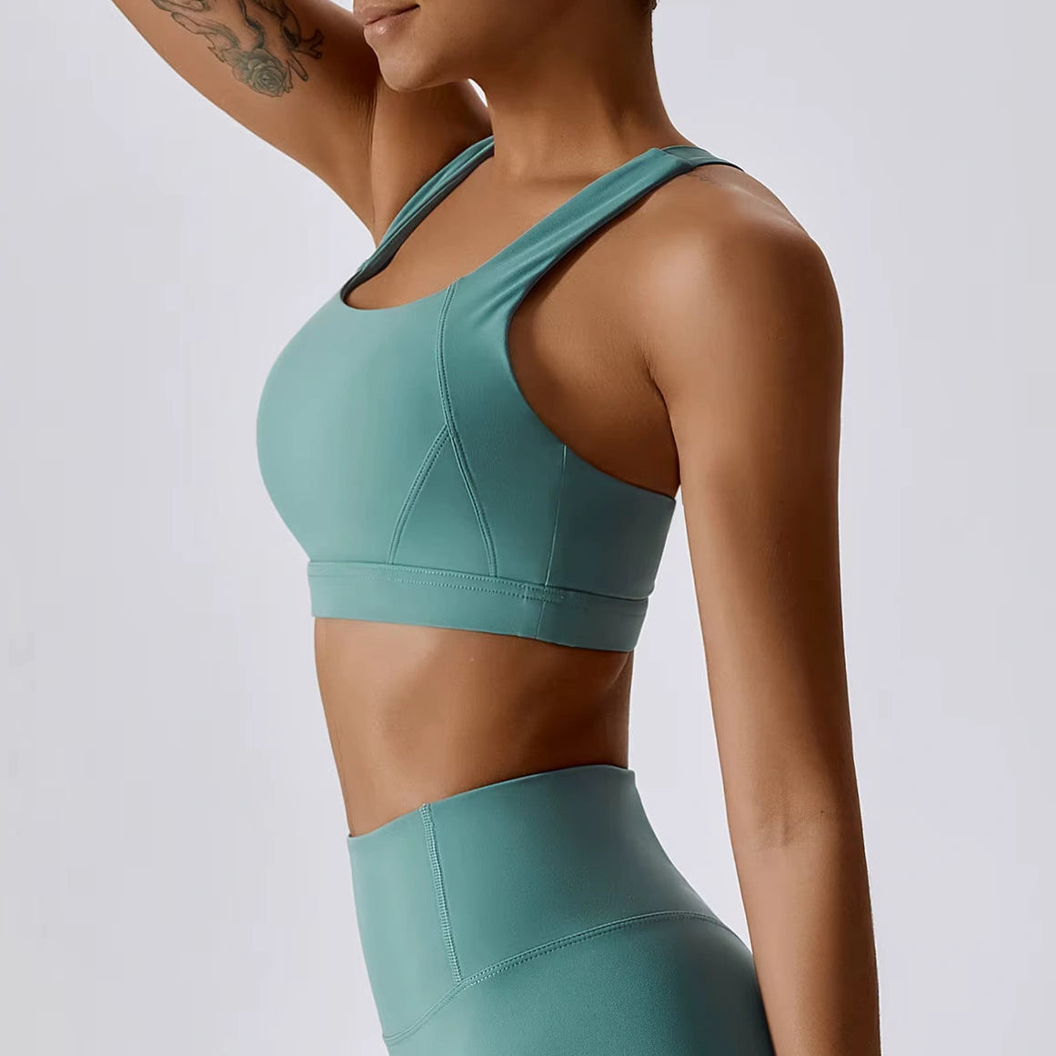 Cropped Fitness Feminino com Bojo Confortável E Anti Odor