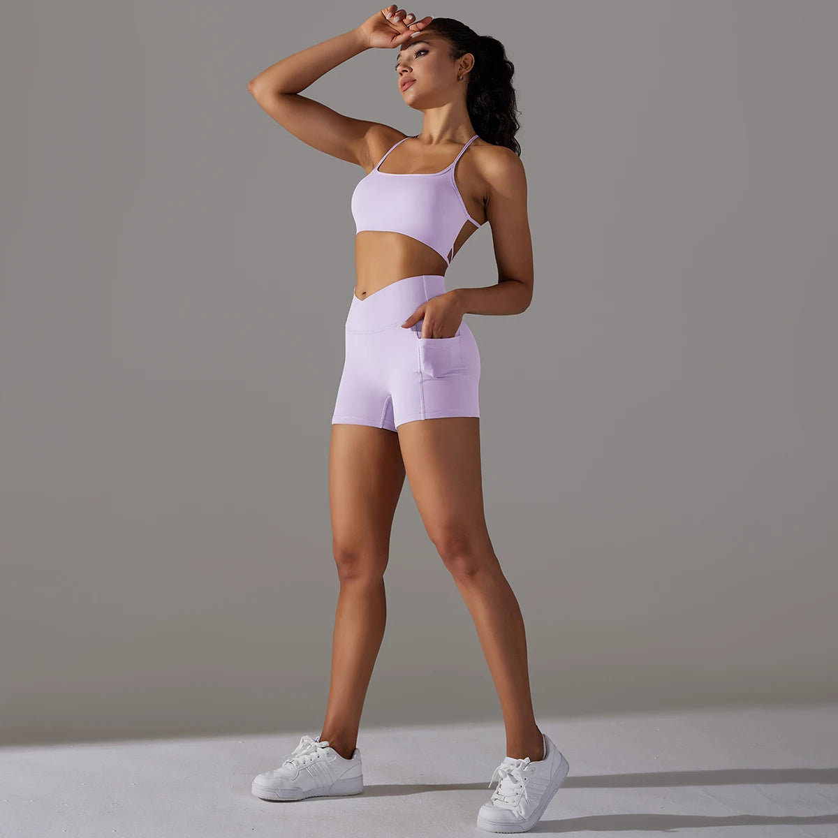 Conjunto Fitness Feminino Short + Top Esportivo com Bolso Lateral