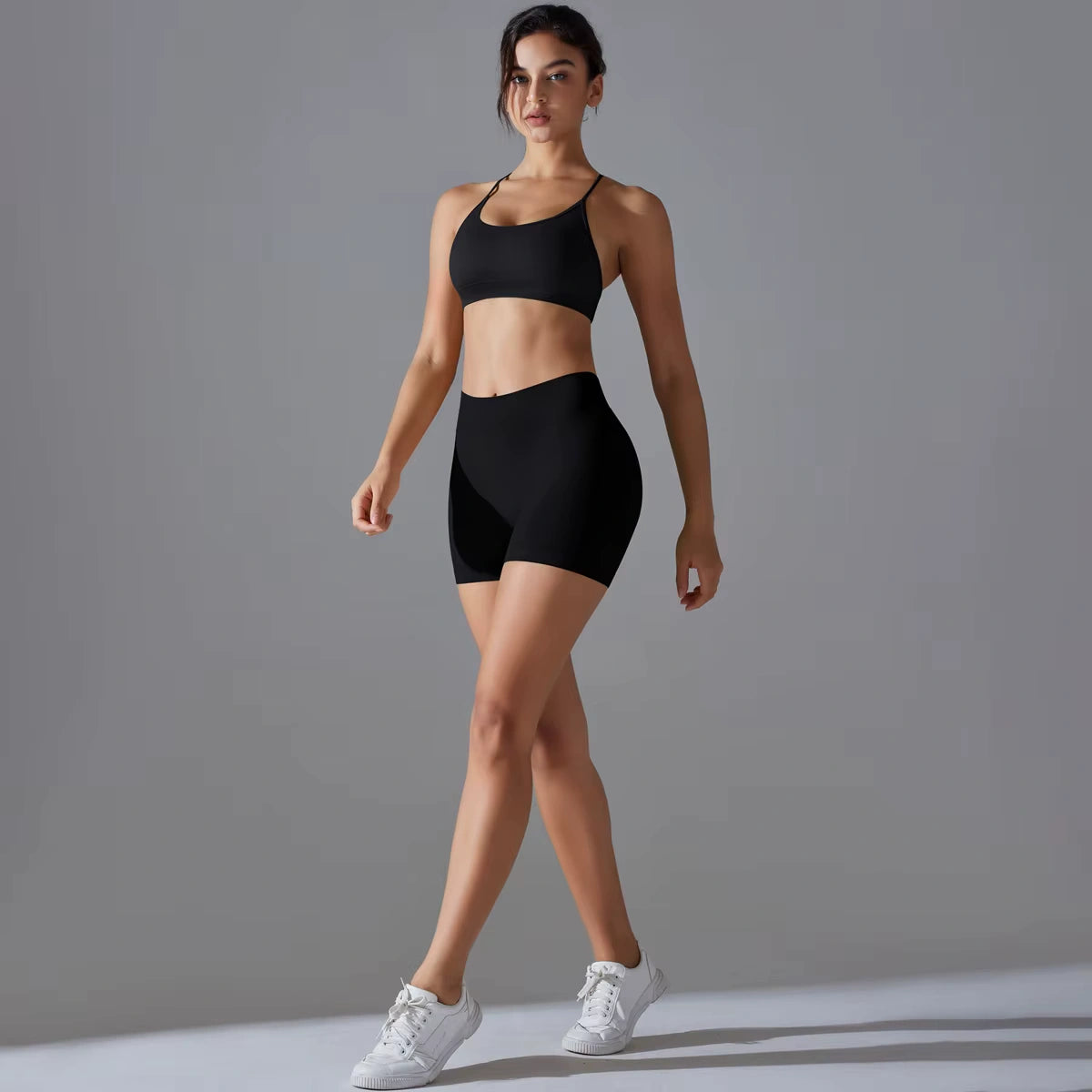 Conjunto Fitness Feminino Short com Top Esportivo