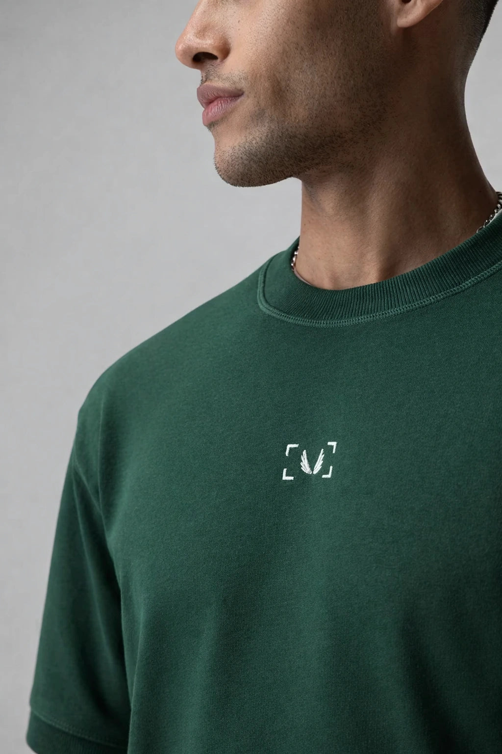 Camisa Esportiva Masculina Minimalista Ajustável