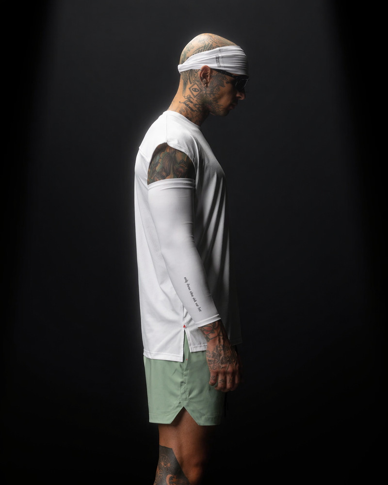 Design ajustado ao corpo.