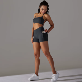 Conjunto Fitness Feminino Short + Top Esportivo com Bolso Lateral